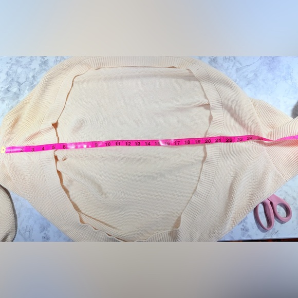 Women’s crop Lantern sleeve cream cardigan size M - Picture 6 of 7